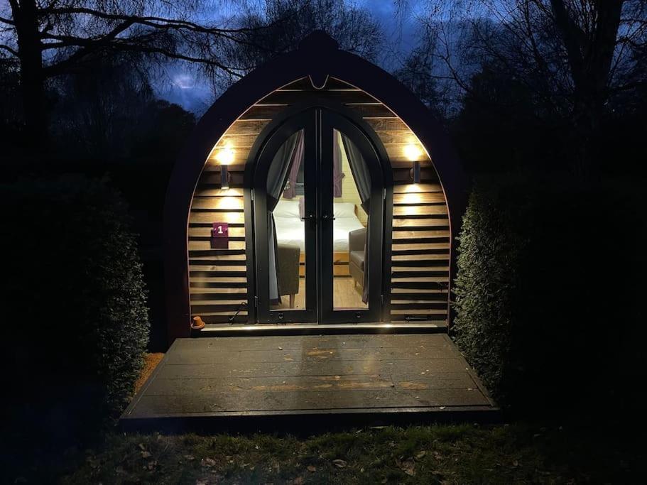 Belle Vista Glamping & Camping 요크 외부 사진